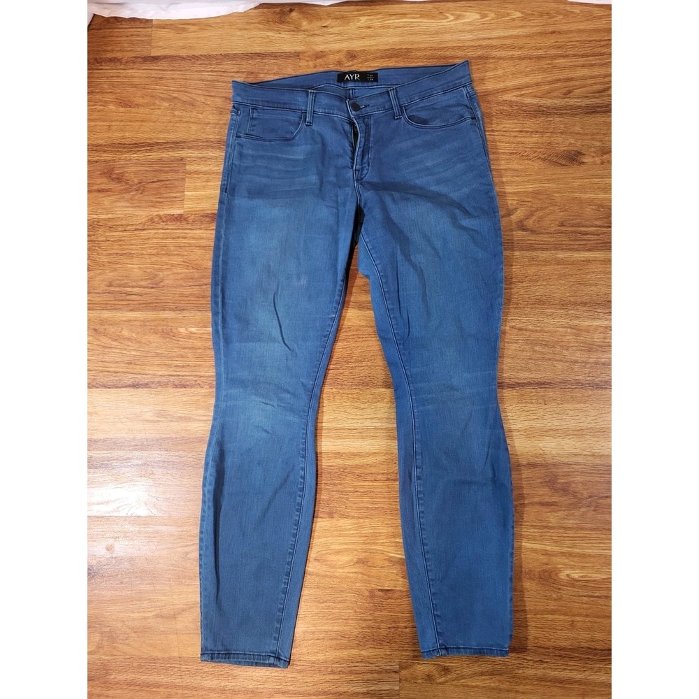AYR Size 31x28 Skinny Blue Jeans‎ Mid Rise